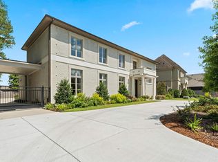 4701 Oak Estates Ln, Baton Rouge, LA 70809