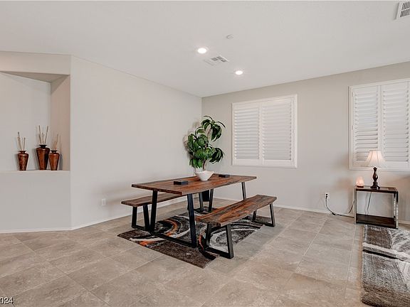 5th image of 2112 Del Aqua Ave