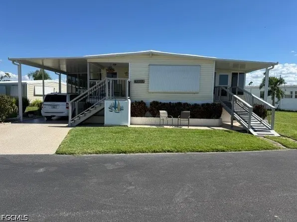 360 Shoreland Dr, Fort Myers, FL 33905