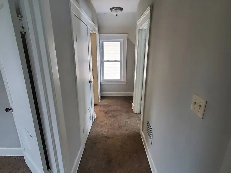14205 Savannah Ave — Photo 10