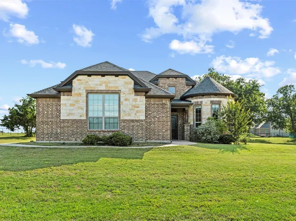 114 Taylor Ridge Dr, Waxahachie, TX 75167