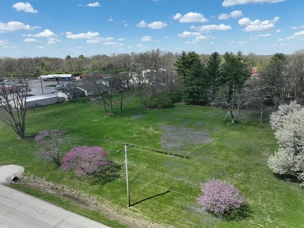 W Rock Springs Rd, Decatur, IL 62522
