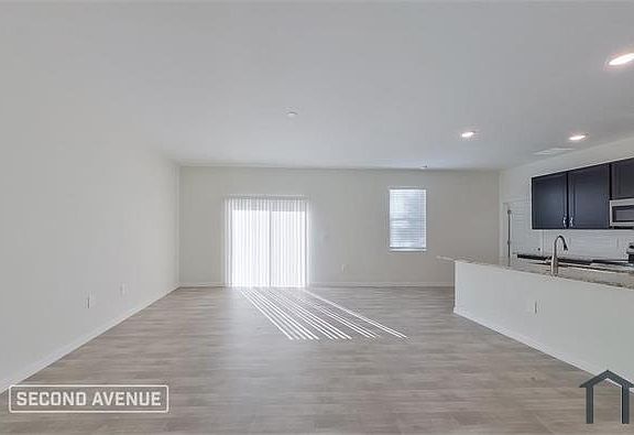 4th image of 3866 Winer Rd