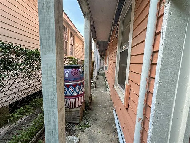 2931 Saint Philip St #B — Photo 11