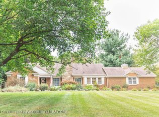 1950 N Waverly Rd, Lansing, MI 48906