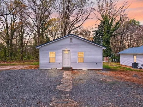 525 Booker T Washington Ave, Asheboro, NC 27203