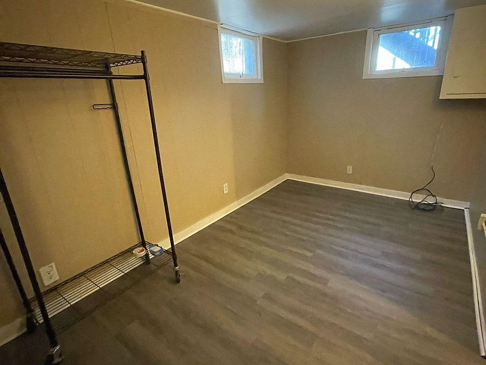 Large bedroom