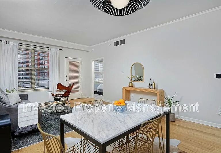 1975 N Grant St #610 — Photo 7