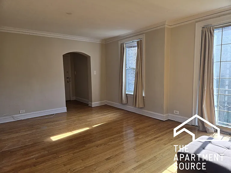 909 Elmwood Ave #O3 — Photo 6