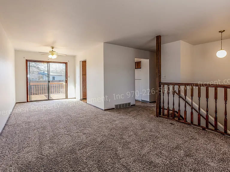 1925 Leicester Way — Photo 7