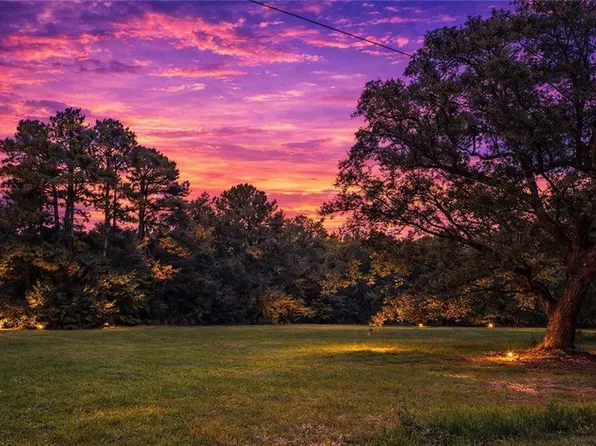 Louand Dr, Lacombe, LA 70445