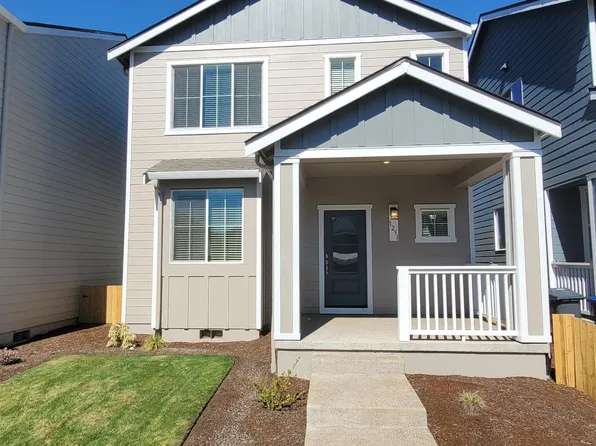 1251 Parkside Ave, Woodburn, OR 97071