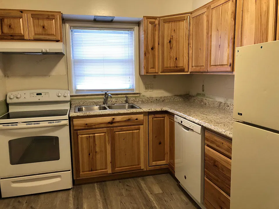 314 N Clinton St #5