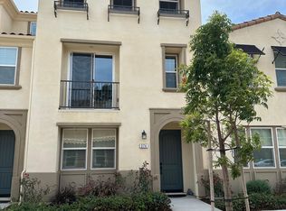374 Nuez St, Camarillo, CA 93012