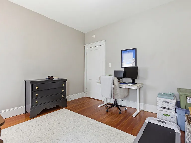 53 Grampian Way #1 — Photo 13