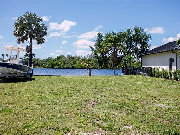 2nd image of 6535 Paul Mar Drive