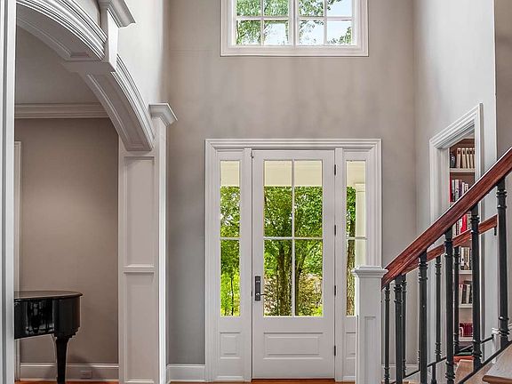 4th image of 4406 Howell Pl