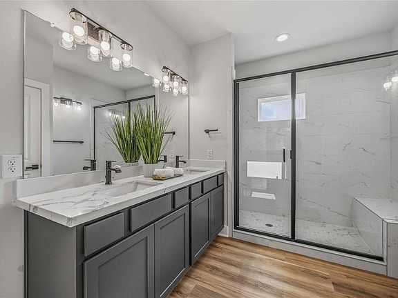 4th image of 13130 Perennial Springs Dr