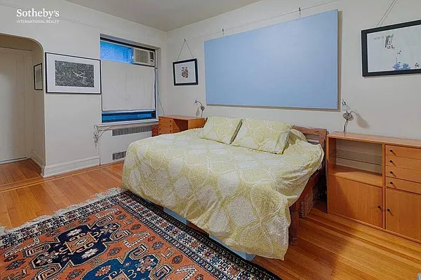 Sold by Sotheby's International Realty | media 3