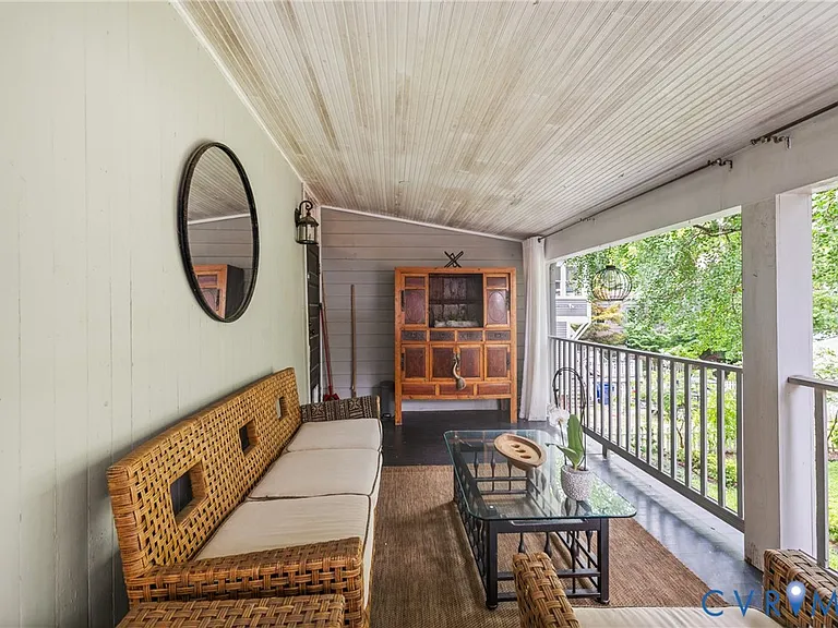 416 W Washington St — Photo 20