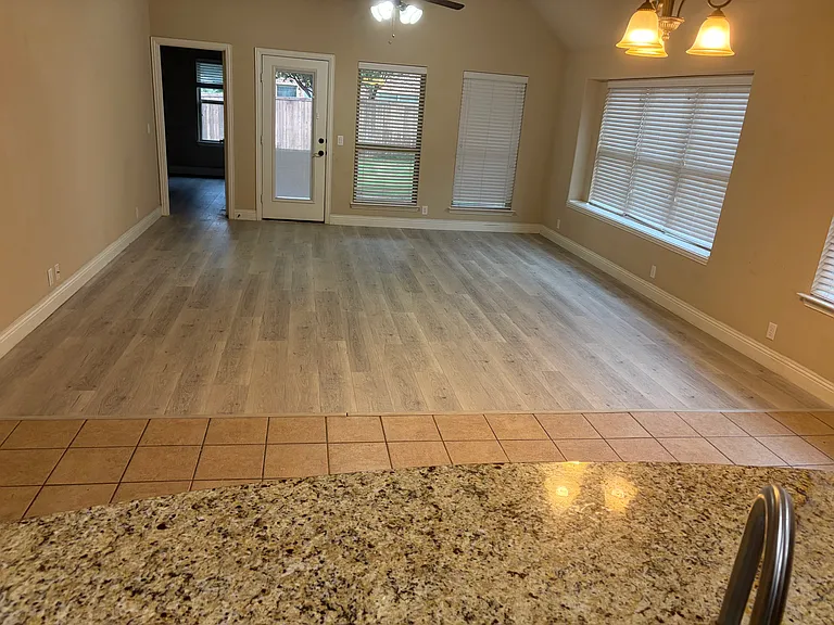 1116 Haskell Dr — Photo 6