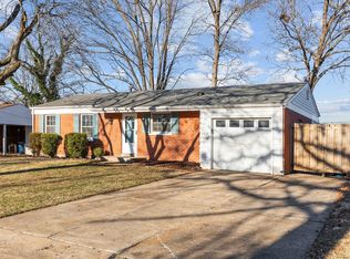 7339 Gerardini Dr, Hazelwood, MO 63042