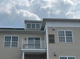 1029 Old Course Ln, Williams Twp, PA 18042