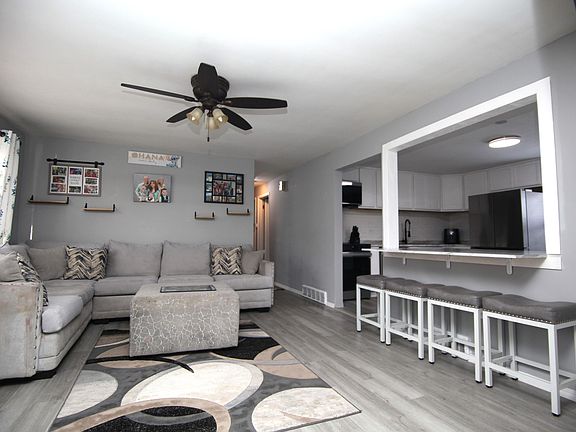 4th image of 4916 Virginia Ct
