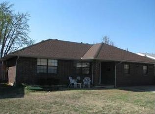 1317 Cavalier St, Moore, OK 73160
