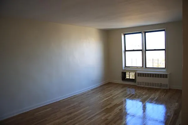 Rented by Lang Realty LLC | media 18