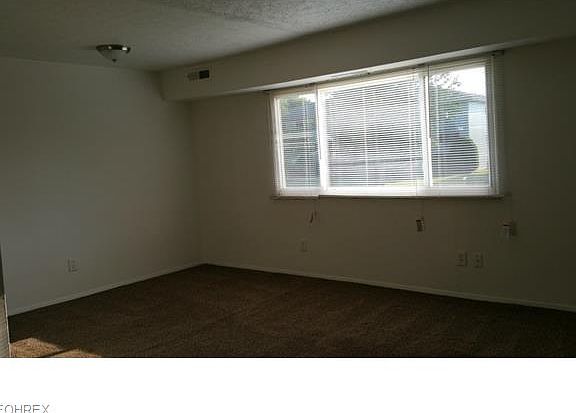 3rd image of 841 Silver Meadows Blvd APT 302