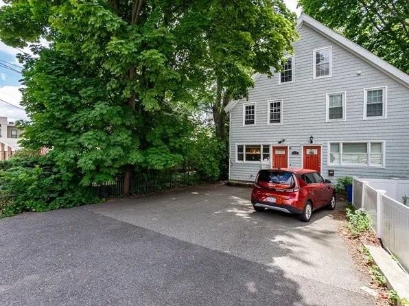 198 School St #1, Quincy, MA 02169