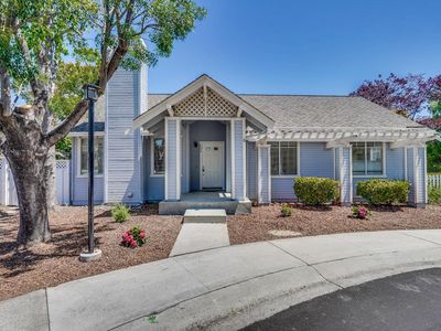 304 Windmill Park Ln, Mountain View, CA, 94043
