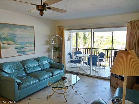 4th image of 474 Estero Blvd APT 220