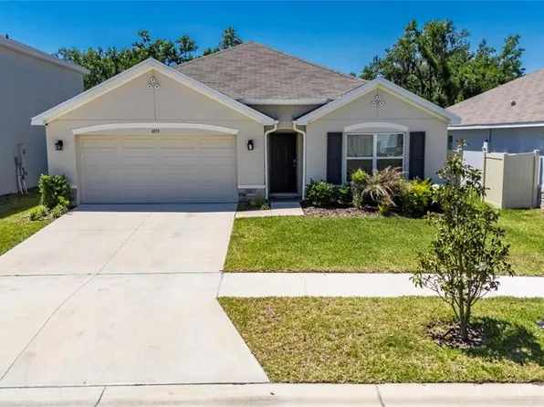 3255 Silver Date Dr, Wimauma, FL 33598