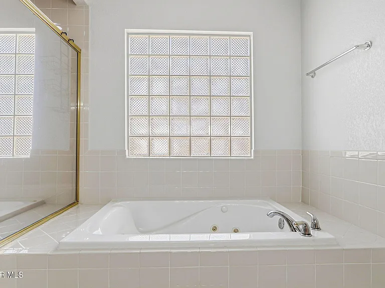 6141 Loma De Cristo Dr — Photo 24