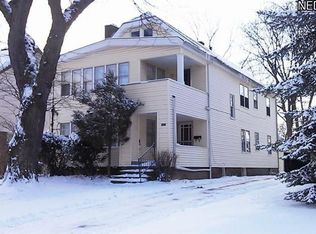 3390 Clarendon Rd, Cleveland Heights, OH 44118