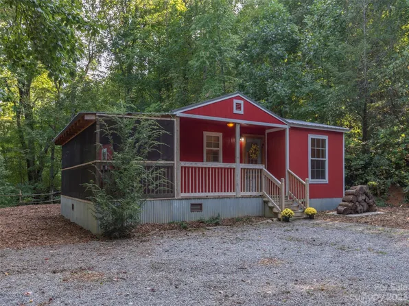 1415 Joe Carver Rd, Waynesville, NC 28785