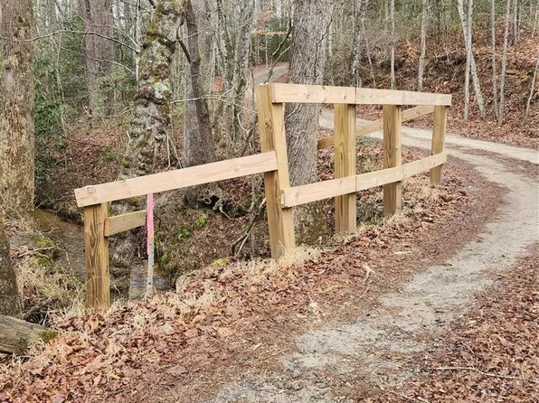 Burns Rd, Granite Falls, NC 28630