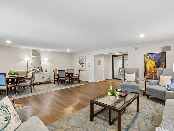 3rd image of 150 Thompson Dr SE APT 320