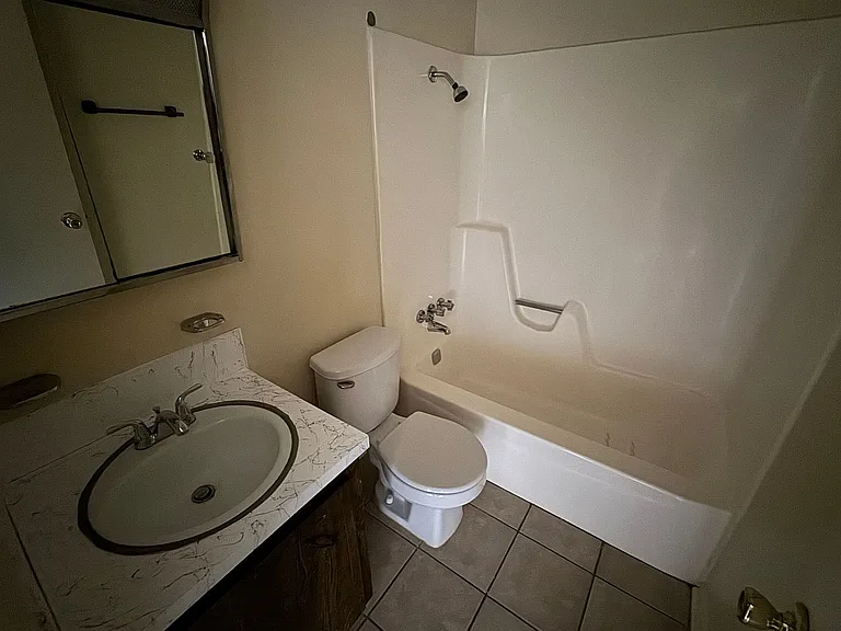 2206 Silverway Dr — Photo 19