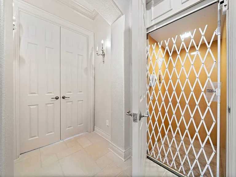 Elevator