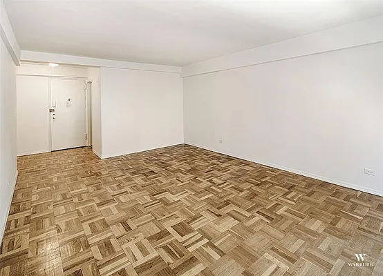 Rented by Warburg | media 5