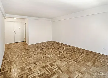 Rented by Warburg