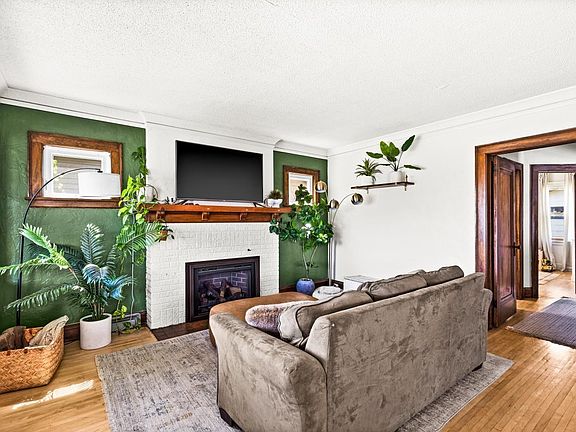 3rd image of 4411 W 6th St