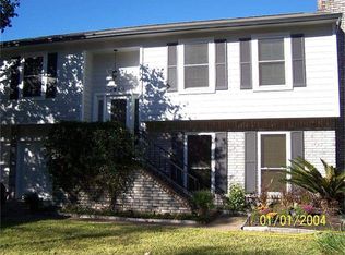1910 Old Dixie Dr, Richmond, TX 77406