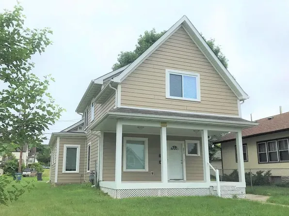 2211 Queen Ave N #1, Minneapolis, MN 55411