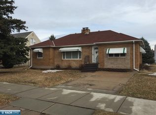 713 9th St S, Virginia, MN 55792