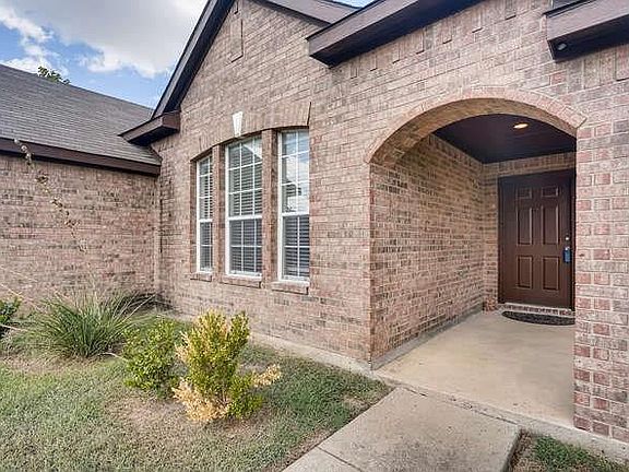 3rd image of 7205 Lake Whitney Dr