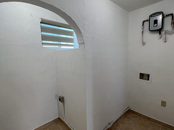 5th image of 620 Upson Dr #4